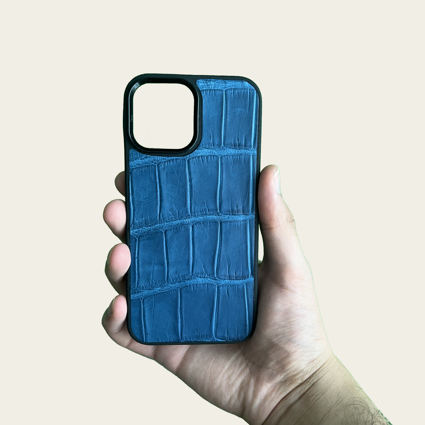 Coque en Crocodile Azur